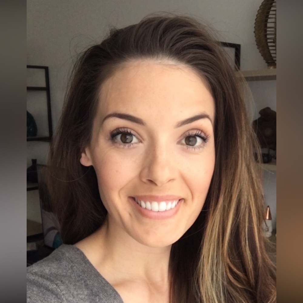 Meet your Posher, Julia